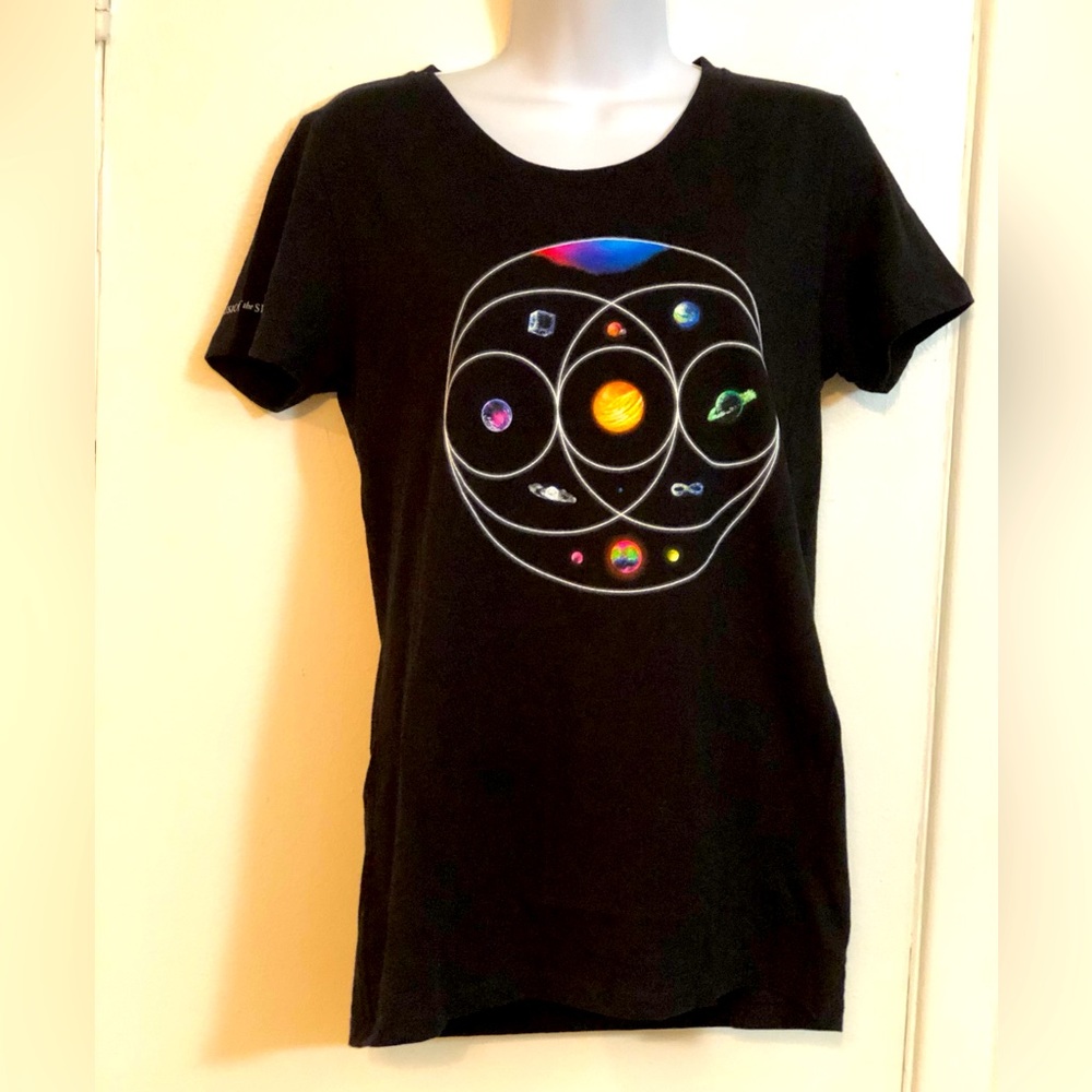 Coldplay Black Tour Shirt, Music Of The Spheres 2022  Woman’s Size Medium